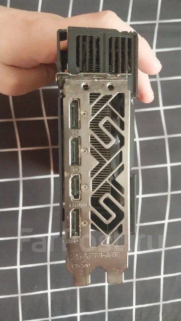Radeon RX 5600 XT ����