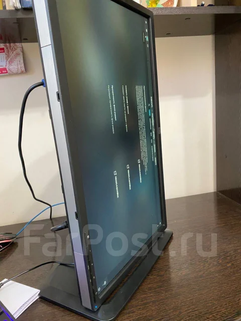 HP. 21.5" ����