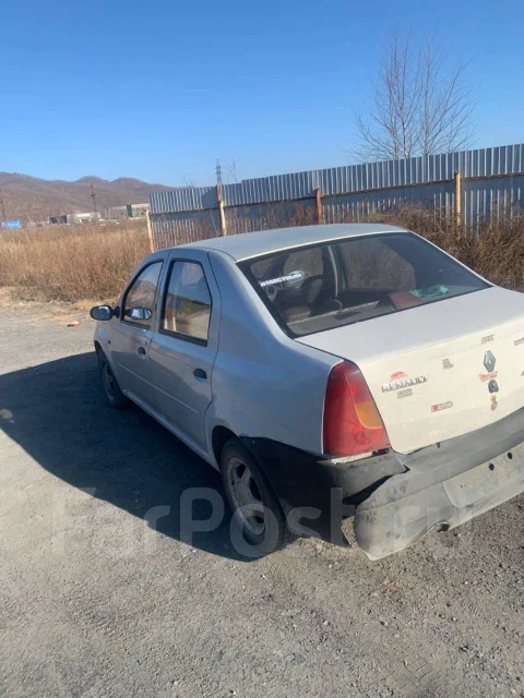 Renault Logan. ��������, ��������, 1.0 (75��.�.), ������, 277 000����. �� ����