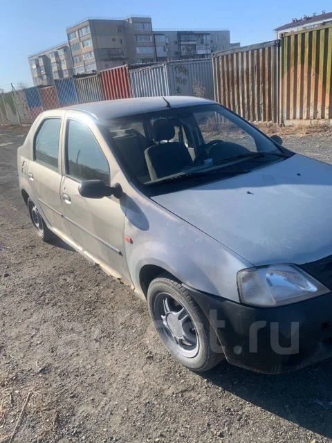 Renault Logan. ��������, ��������, 1.0 (75��.�.), ������, 277 000����. �� ����
