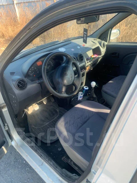 Renault Logan. ��������, ��������, 1.0 (75��.�.), ������, 277 000����. �� ����