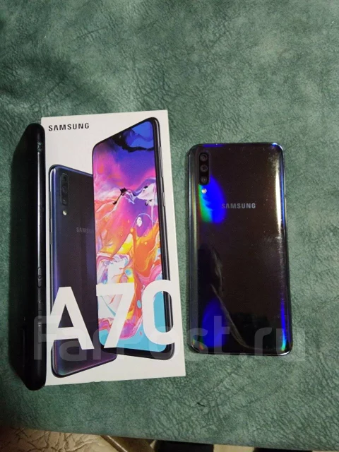 Samsung Galaxy A70. �/�, 128 ��, �����, ����������, ������, 3G, 4G LTE, Dual-SIM, ����������, NFC ����