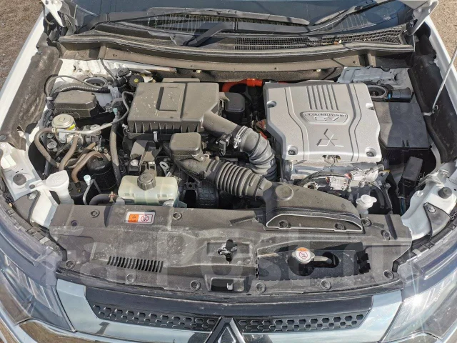 Mitsubishi Outlander. ��������, 4wd, 2.4 (128��.�.), ������, 69����. �� ����