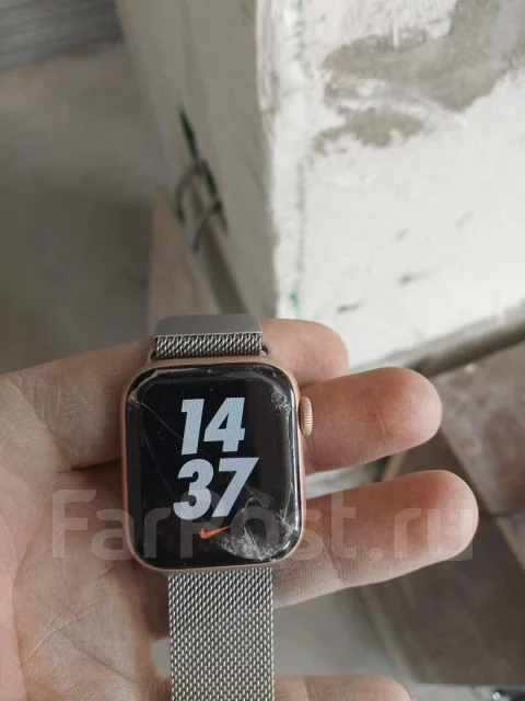 Apple Watch Series 5. GPS, NFC ����