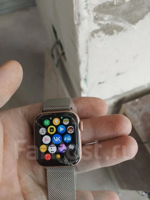 Apple Watch Series 5. GPS, NFC ����