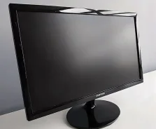 Samsung. 22", ���������� �� (LCD, LED, QLED) ����