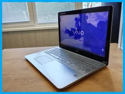 Sony VAIO. 15.6", 3,1����, ��� 8 ��, ���� 256���, WiFi: 1, Bluetooth: 1, ����������� �� 2��. ��� ����� �� ������� ����