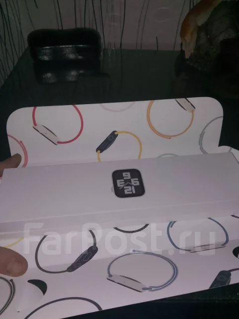 Apple Watch SE 2 ����