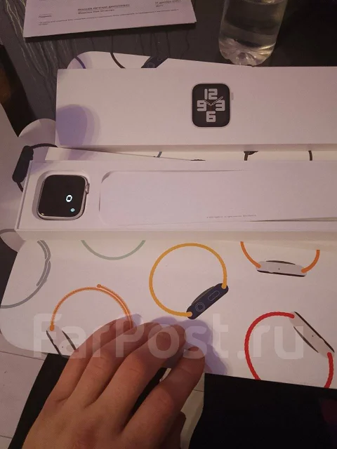 Apple Watch SE 2 ����