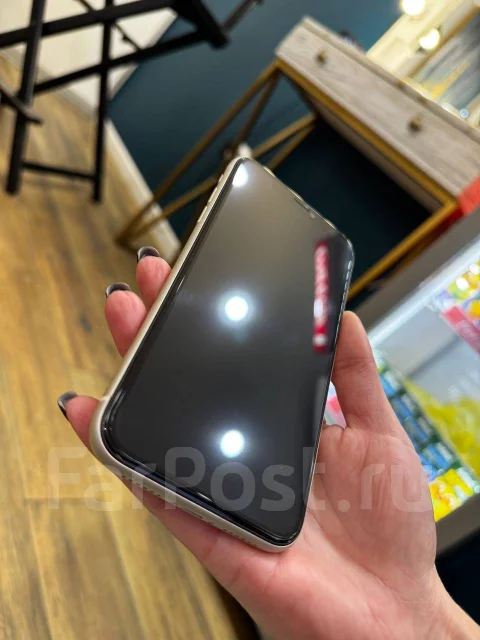 Apple iPhone 11. �/�, 128 ��, �����, 4G LTE ����