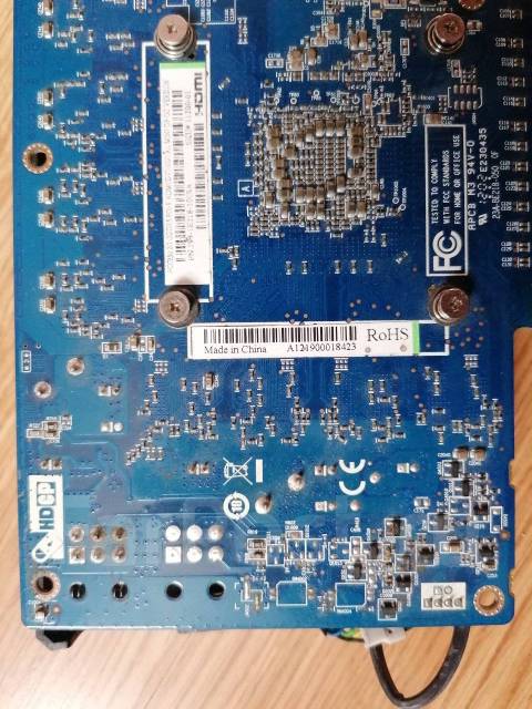 Radeon HD 7850 ����