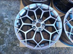 Fabulous Genesis. 9.5x19", 5x114.3, ET56, �� 67,1���. ����