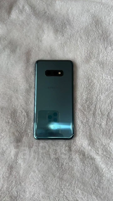 Samsung Galaxy S10e. �/�, 128 ��, ���������, 4G LTE ����