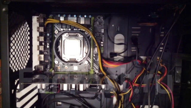 LGA2011 ����