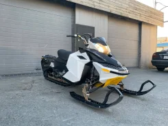 BRP Ski-Doo Summit X. ��������, ��, �� ����