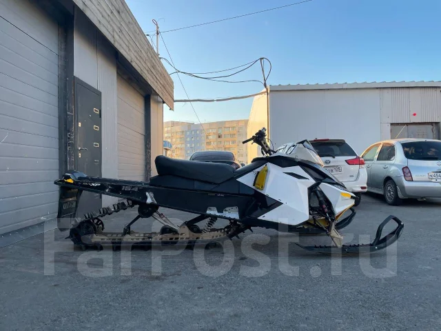 BRP Ski-Doo Summit X. ��������, ��, �� ����
