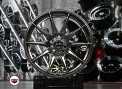 XXR 527. 8.75x18", 5x100, 5x114.3, ET30, �� 73,1���. ����