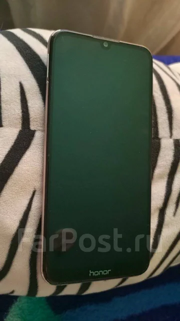 Honor 8A. �/�, 32 ��, ������� ����