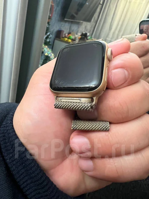 Apple Watch Series 4. GPS ����