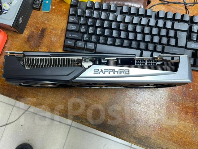 Radeon RX 5700 XT ����