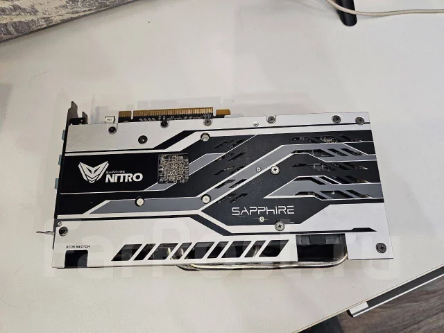 Radeon RX 570 ����