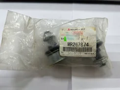 ���� ������������� MR267874 �������� Mitsubishi Delica L400 MR267874 ����