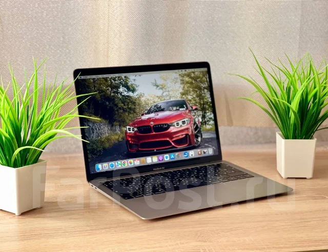 Apple MacBook Air 13 2019. 13.3", ��� 8 ��, ���� 256���, WiFi: 1, Bluetooth: 1, ����������� �� 5��. ����