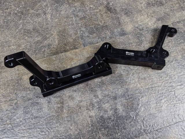   Brembo Toyota Land Cruiser 200 / Lexus LX570 
