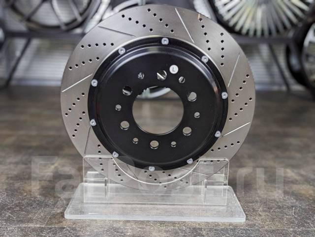   Brembo Toyota Land Cruiser 200 / Lexus LX570 