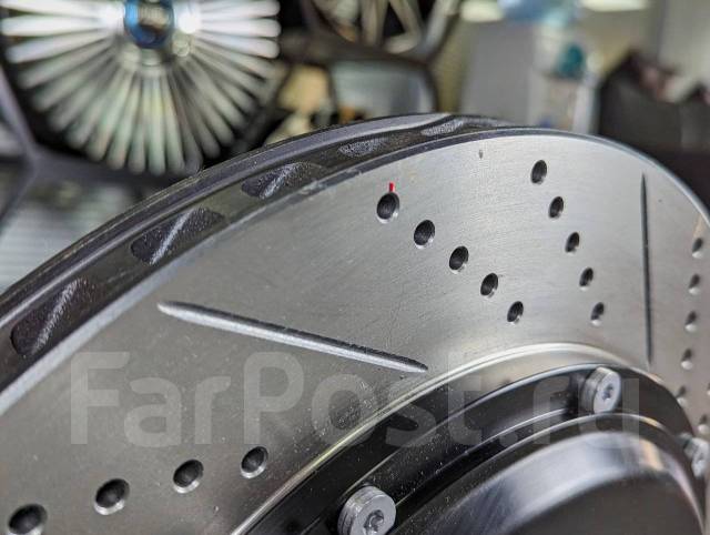   Brembo Toyota Land Cruiser 200 / Lexus LX570 