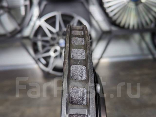   Brembo Toyota Land Cruiser 200 / Lexus LX570 