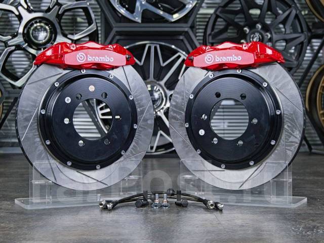   Brembo Toyota Land Cruiser 200 / Lexus LX570 
