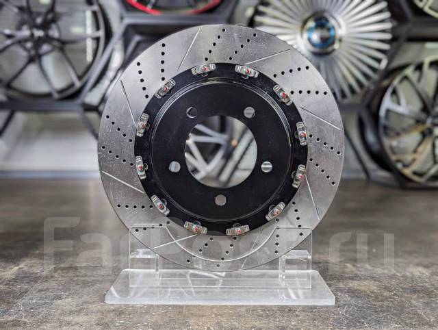   Brembo Toyota Land Cruiser 200 / Lexus LX570 