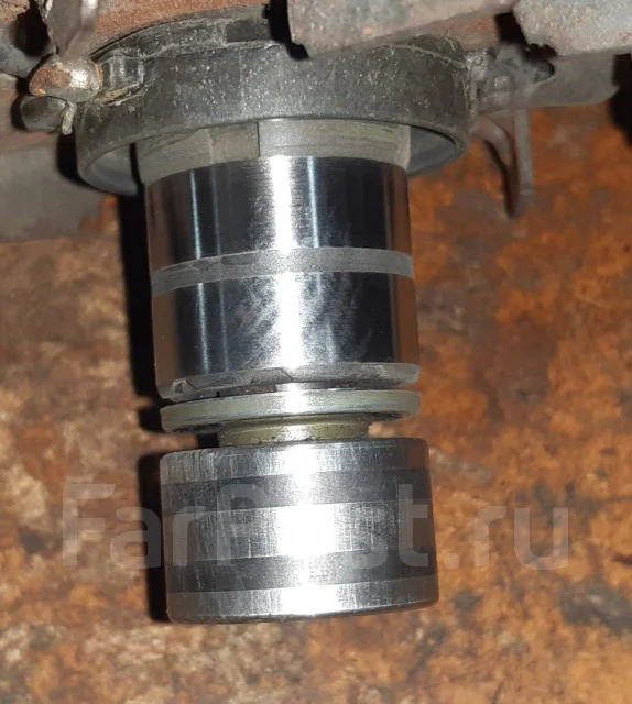 ��������� Mazda B36618300C ����