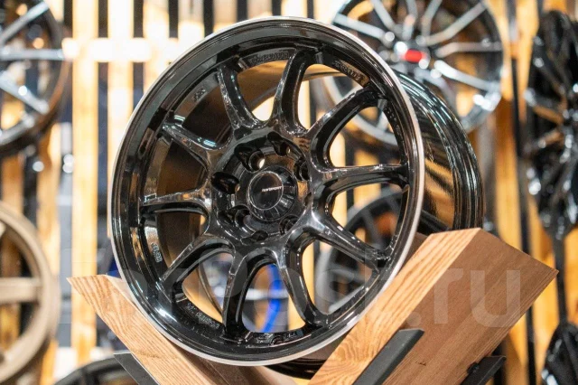 Комплект новых литых дисков R15 4x100/4x114.3 Work Emotion ZR10, 15