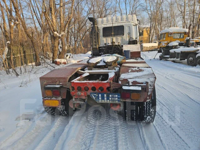 Isuzu Giga ����