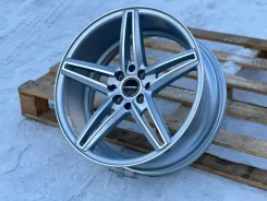 Vossen CV5. 7.5x17", 4x100, 4x114.3, ET35, �� 73,1���. ����