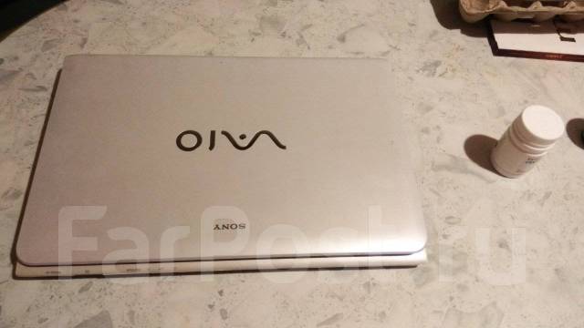 Sony VAIO SVE151J11V. 15.5" ����