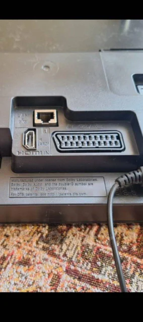 Sony KDL-32W603. LED ����