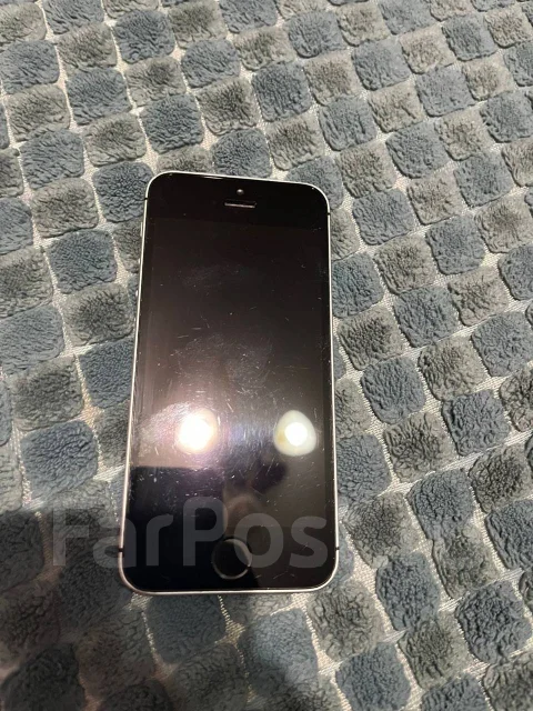 Apple iPhone. �/�, 32 ��, �����������, ������, 4G LTE ����