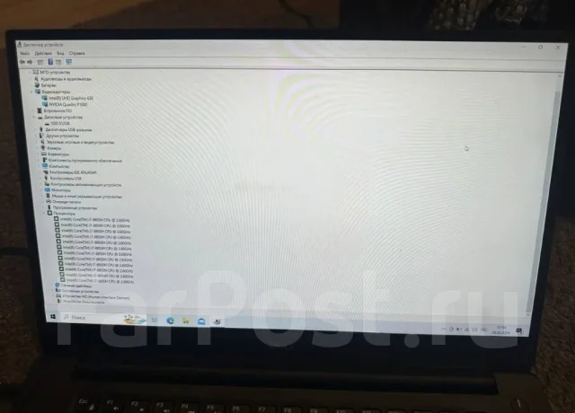 Dell Precision 5530. 15.6", 4,3���� ����
