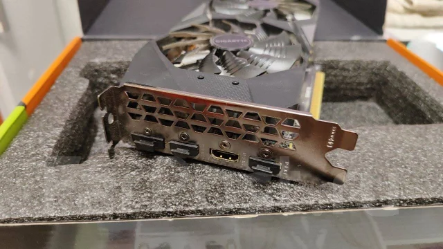 GeForce GTX 1650 ����