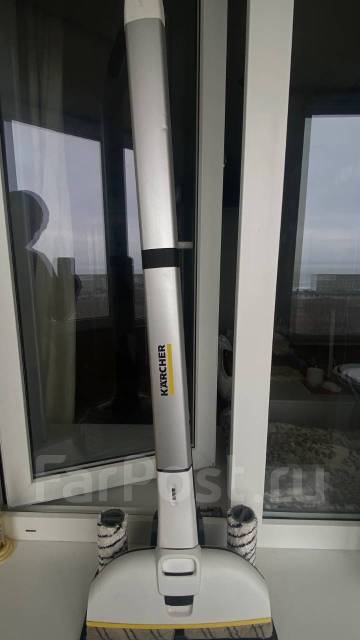 Беспроводная Швабра Karcher, б/у, в наличии. Цена: 7 500₽ во Владивостоке