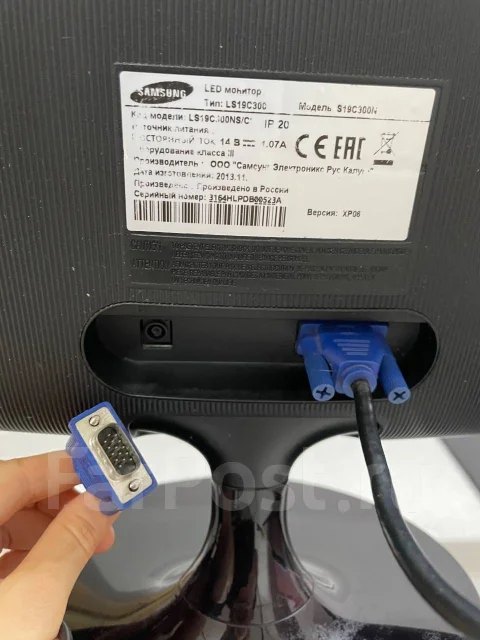 Samsung. 18.5", ���������� �� (LCD, LED, QLED) ����