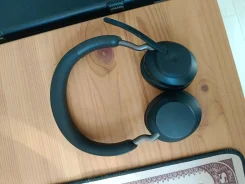 Jabra Evolve2 ����