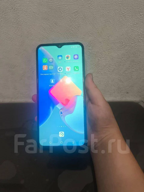 Tecno Spark 8C. �/�, 64 �� ����