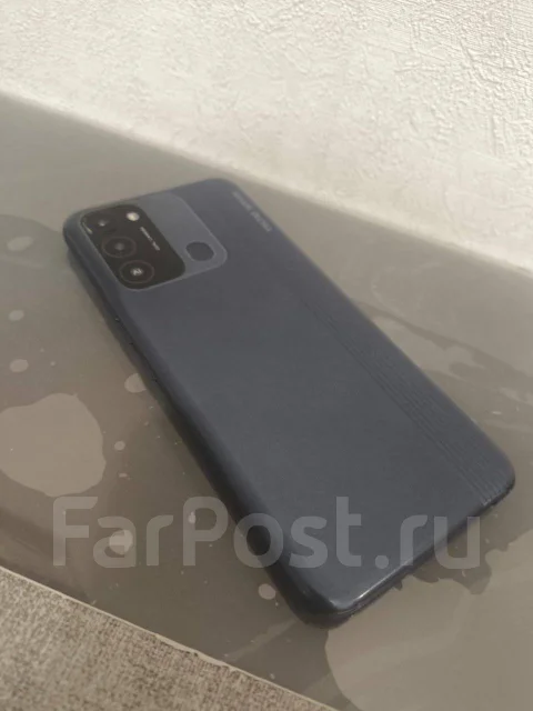 Tecno Spark 8C. �/�, 64 �� ����