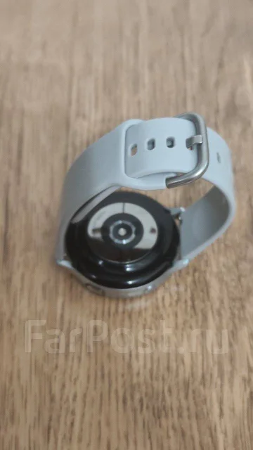 Samsung Galaxy Watch Active2. GPS, NFC, IP68 ����