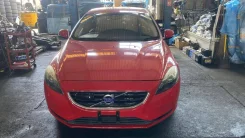 Volvo V40. MB4164T ����