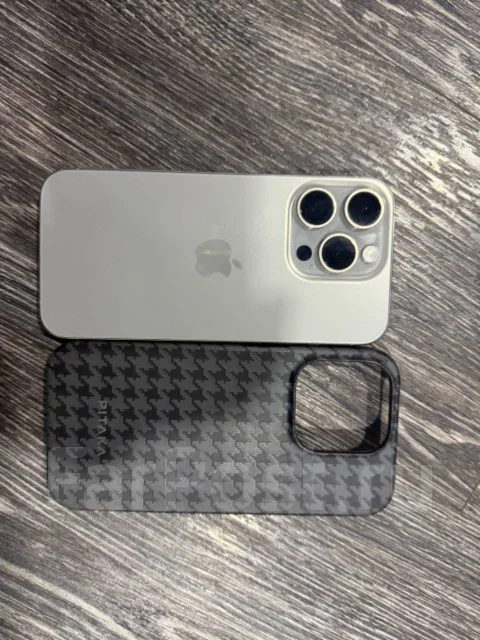 Apple iPhone 15 Pro. �/�, 256 ��, �����������, 4G LTE, 5G, Dual-SIM ����